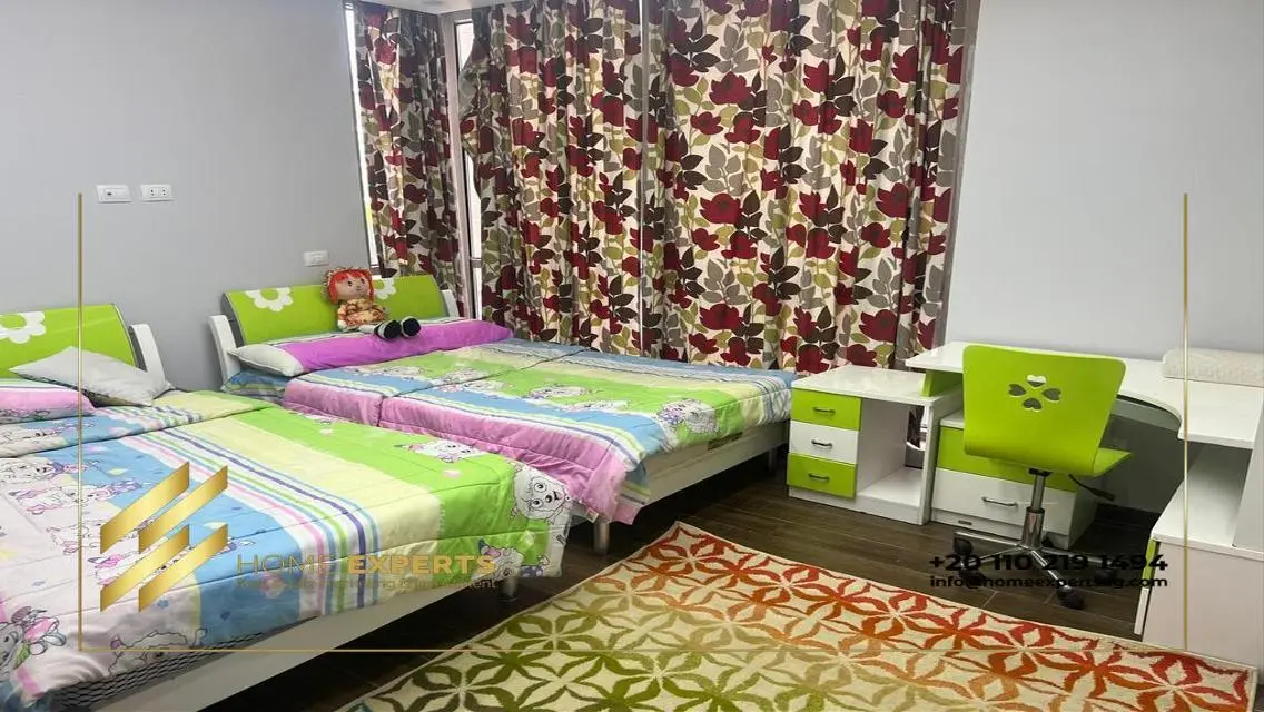 شقة مميزة للإيجار بمساحة 165 متر