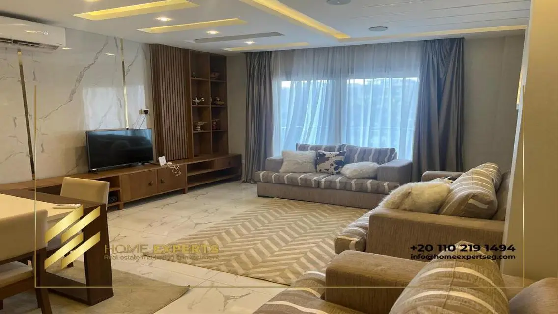 شقة مميزة للإيجار بمساحة 165 متر