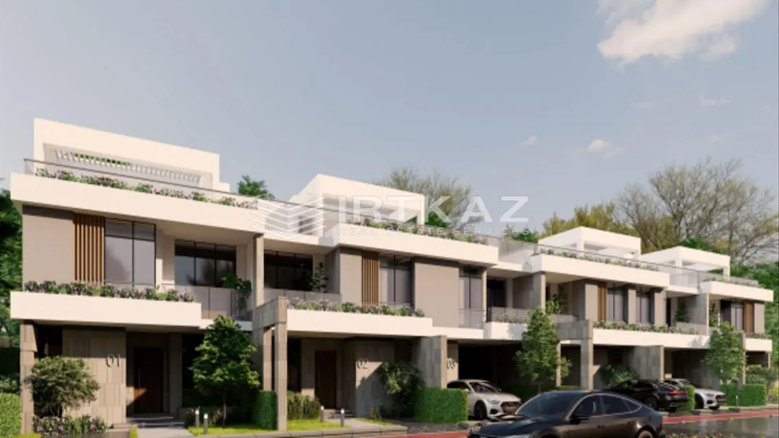 Luxury Villa 9-10 Overlooking Lakes