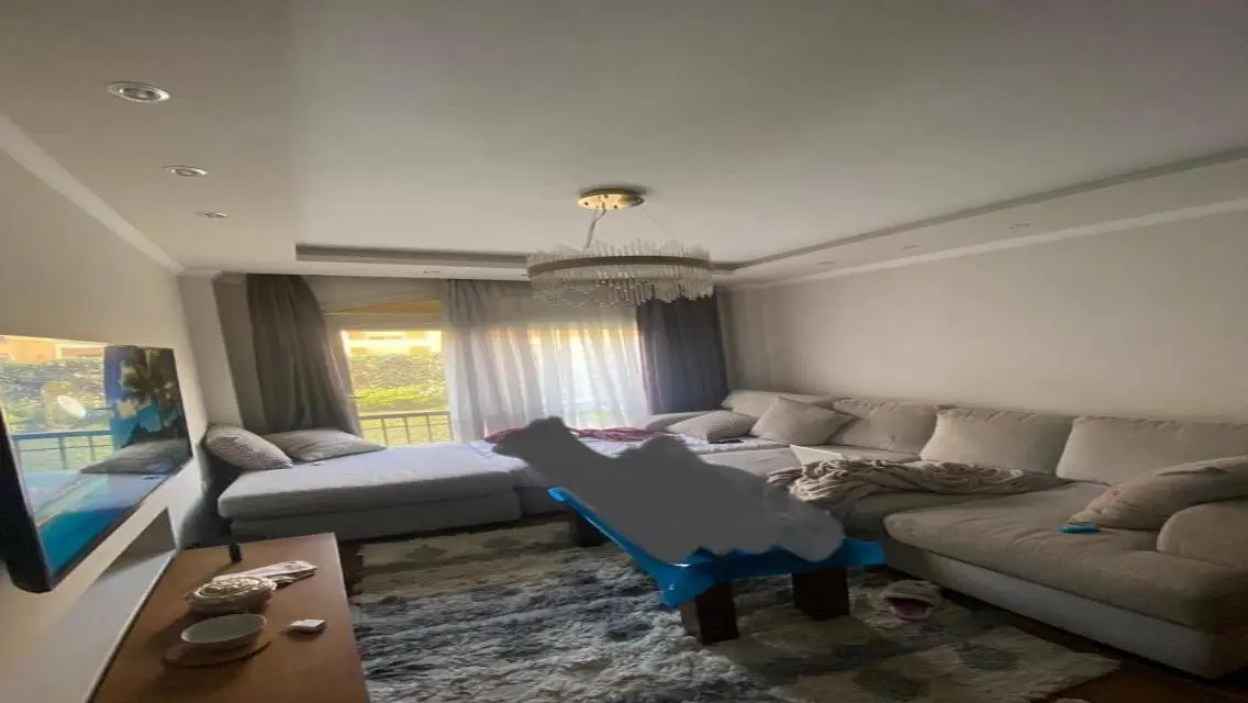 Luxury Apartment with Private Garden and Stunning View