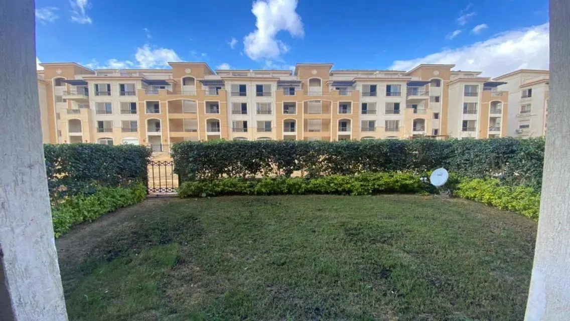 Luxury Apartment with Private Garden and Stunning View