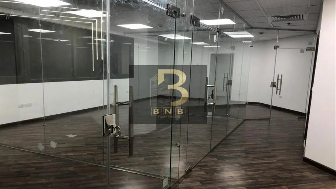 Prime Investment Opportunity: Stunning Office for Rent in the City Center