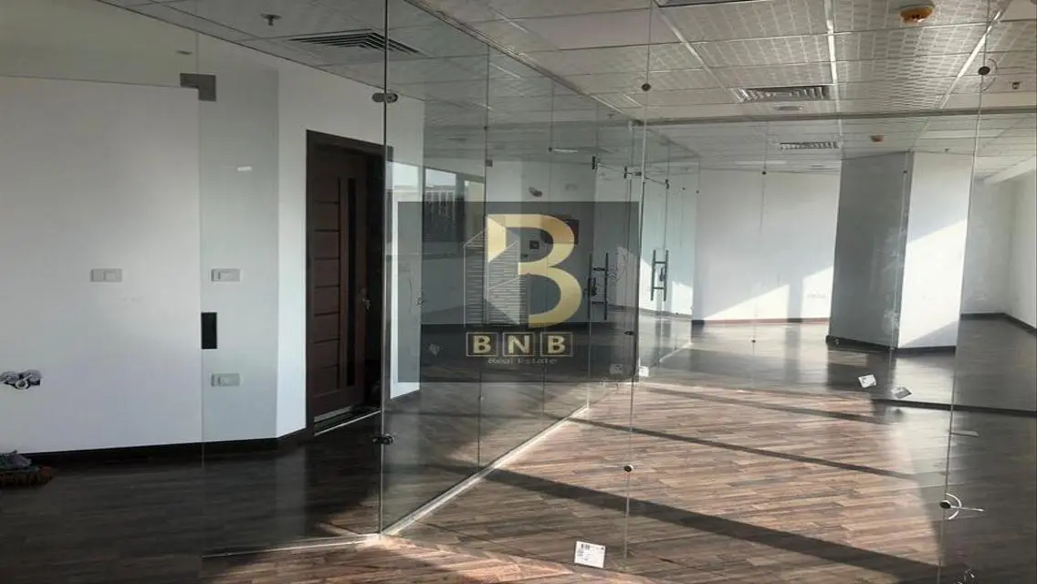 Prime Investment Opportunity: Stunning Office for Rent in the City Center