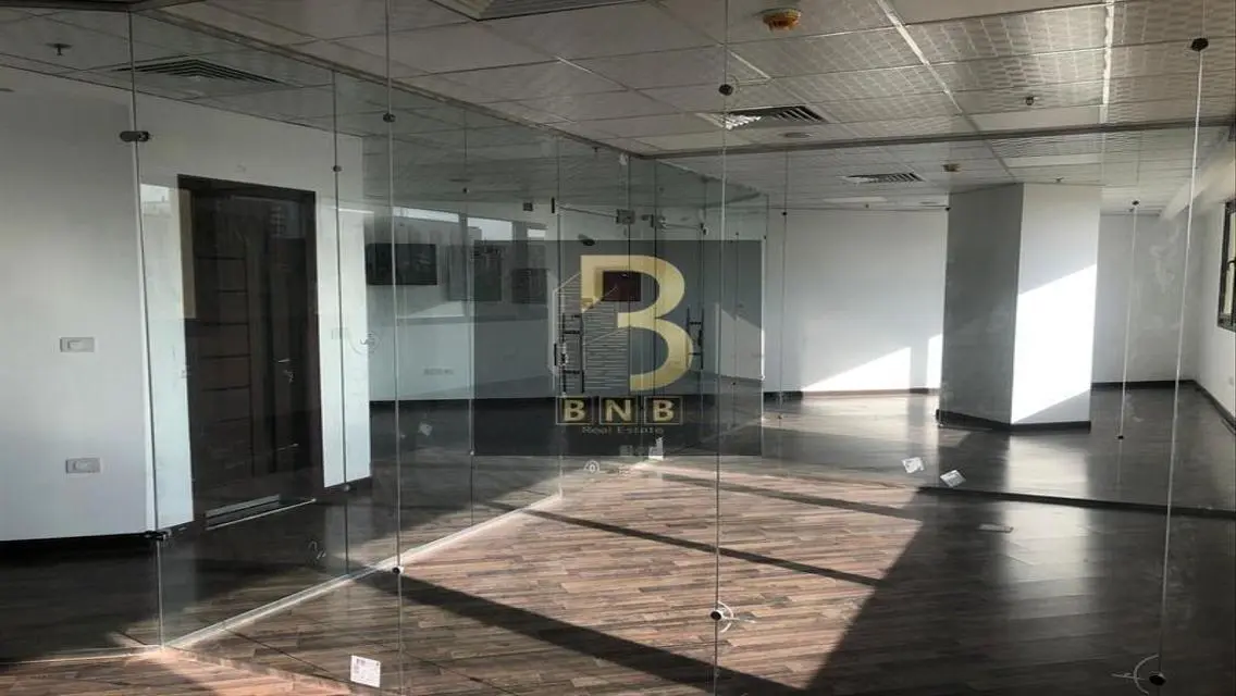Prime Investment Opportunity: Stunning Office for Rent in the City Center