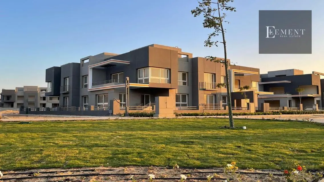Luxury Villa for Sale with Private Pool and Garden in a Prime Location