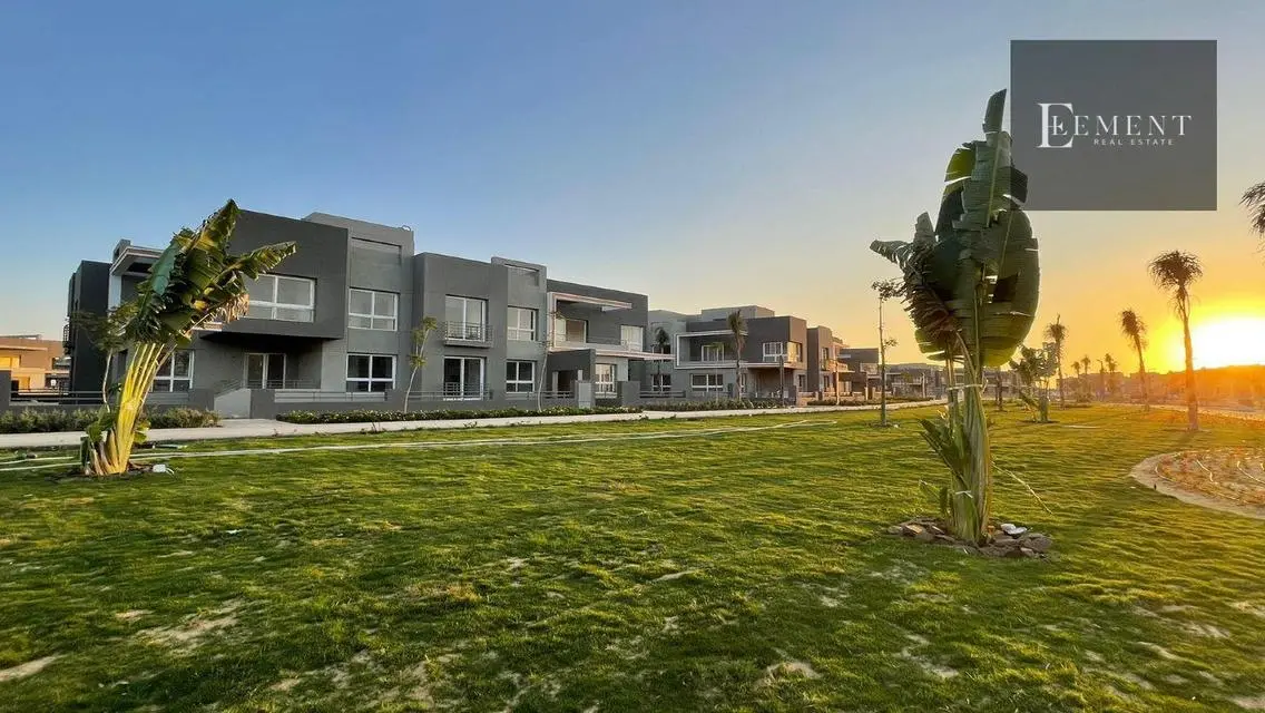 Luxury Villa for Sale with Private Pool and Garden in a Prime Location