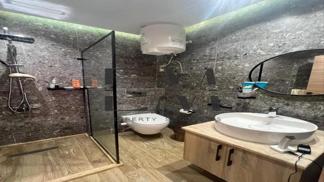 Stunning Apartment - 188 sqm