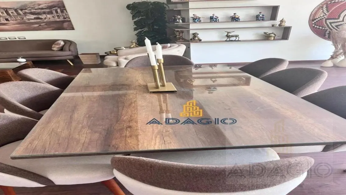 تاون هاوس مفروش بالكامل للإيجار في أليجريا