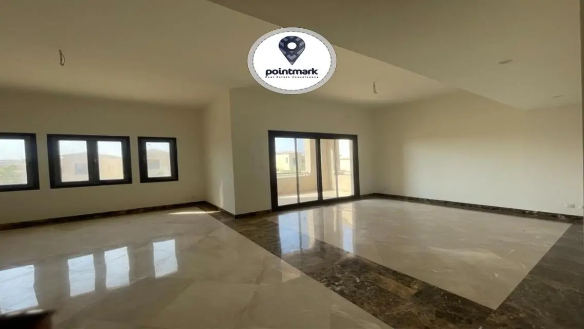 Luxury Villa for Sale with Garden and Pool