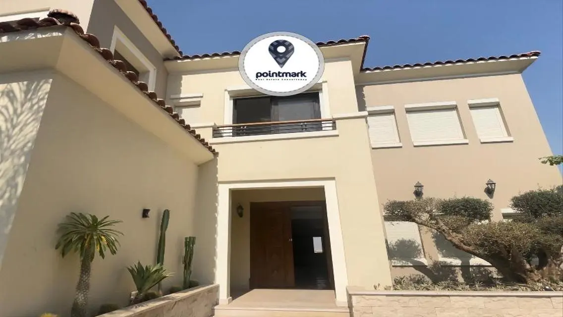 Luxury Villa for Sale with Garden and Pool