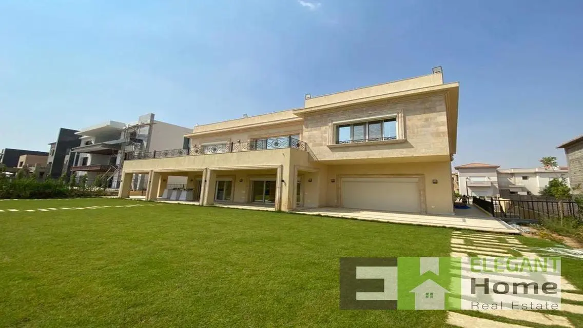 Luxury Villa for Sale with Private Garden and Children's Pool