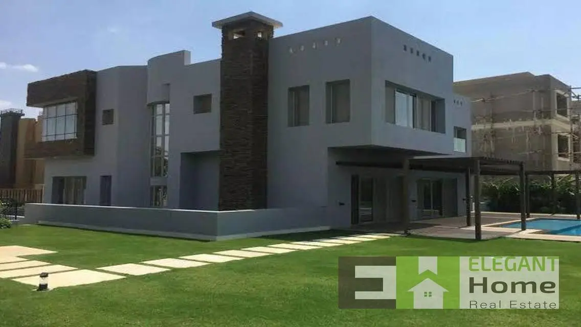 Luxury Villa for Sale with Private Garden and Children's Pool