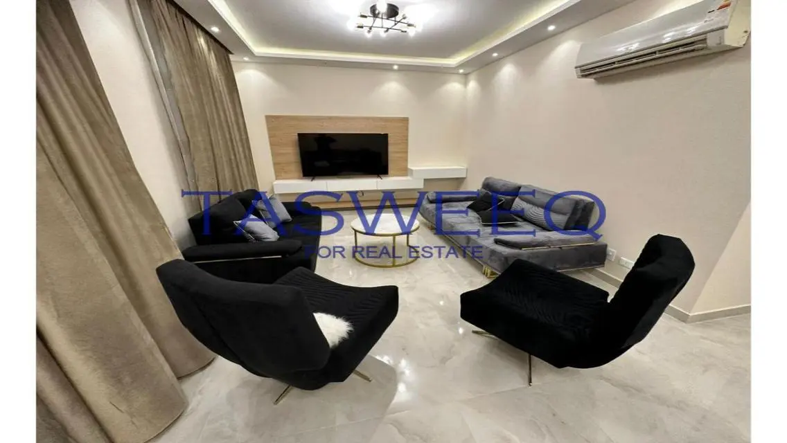 شقة مذهلة بمساحة 250 متر مع إطلالة رائعة