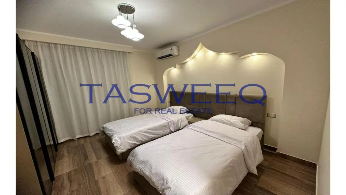 شقة مذهلة بمساحة 250 متر مع إطلالة رائعة