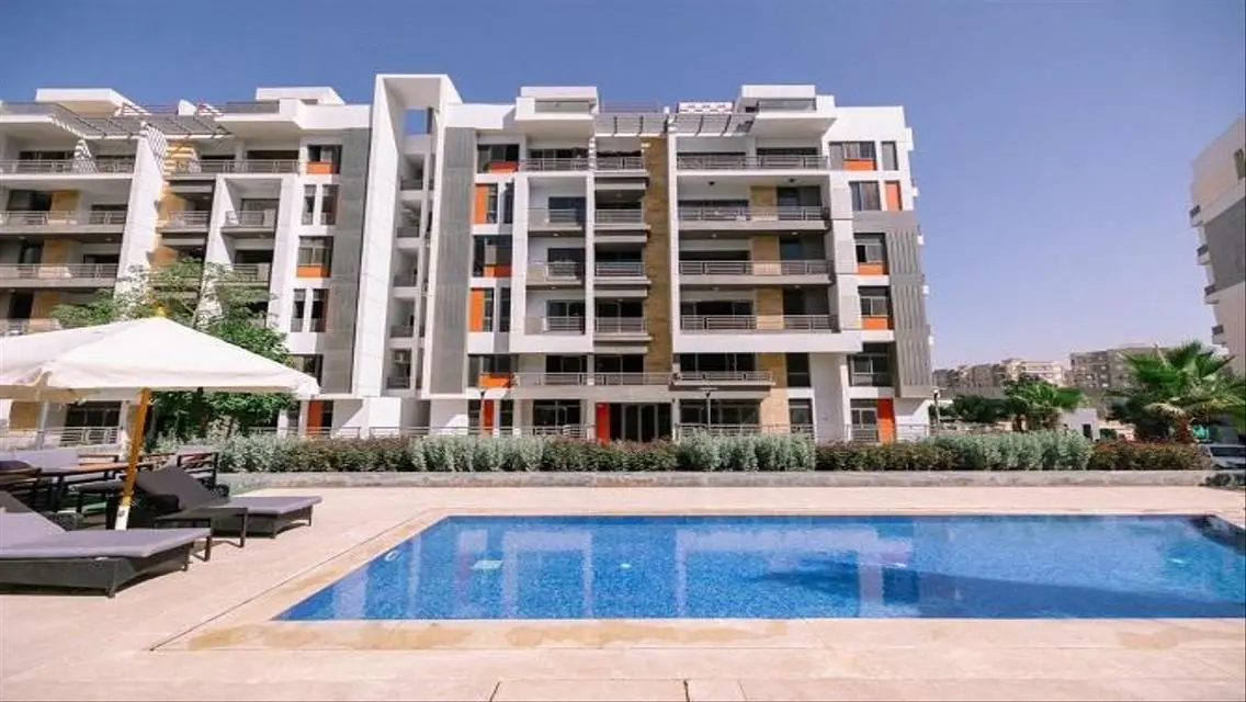 Luxury Apartment in ICON GARDENS - 3 Bedrooms