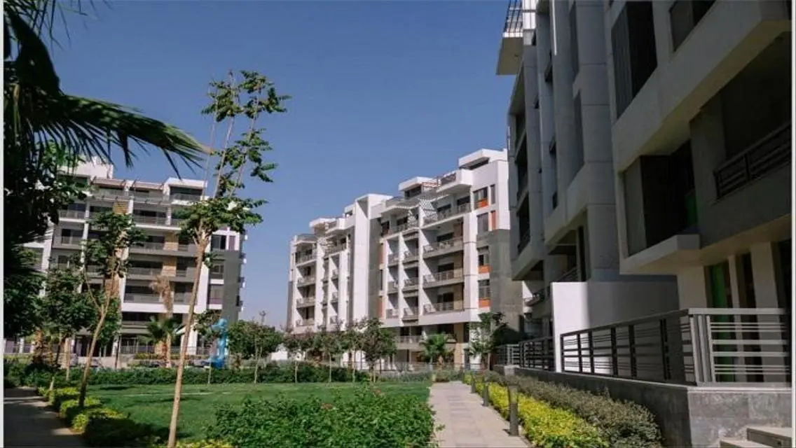 Luxury Apartment in ICON GARDENS - 3 Bedrooms