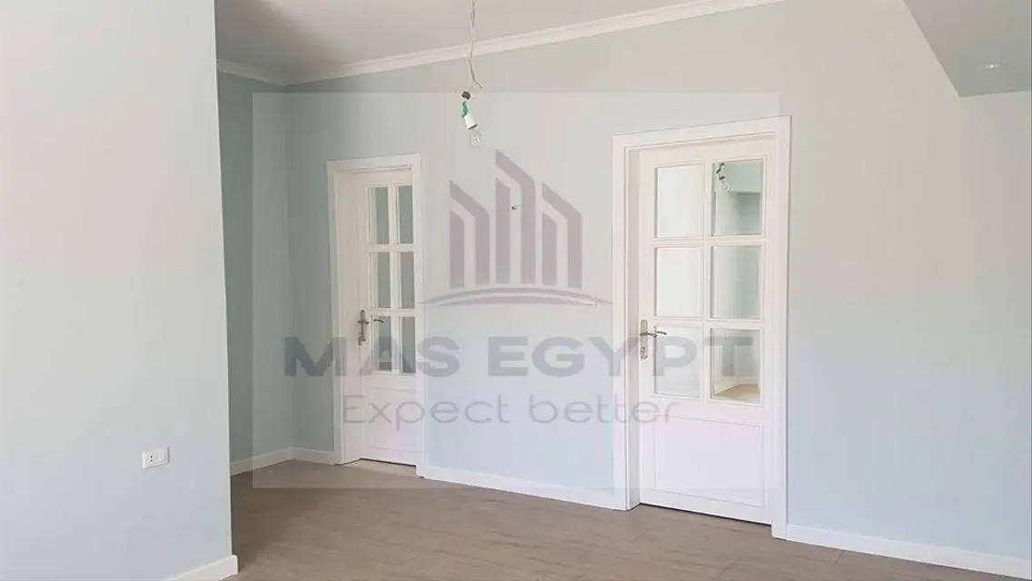 شقة فاخرة بـ3 غرف نوم للبيع