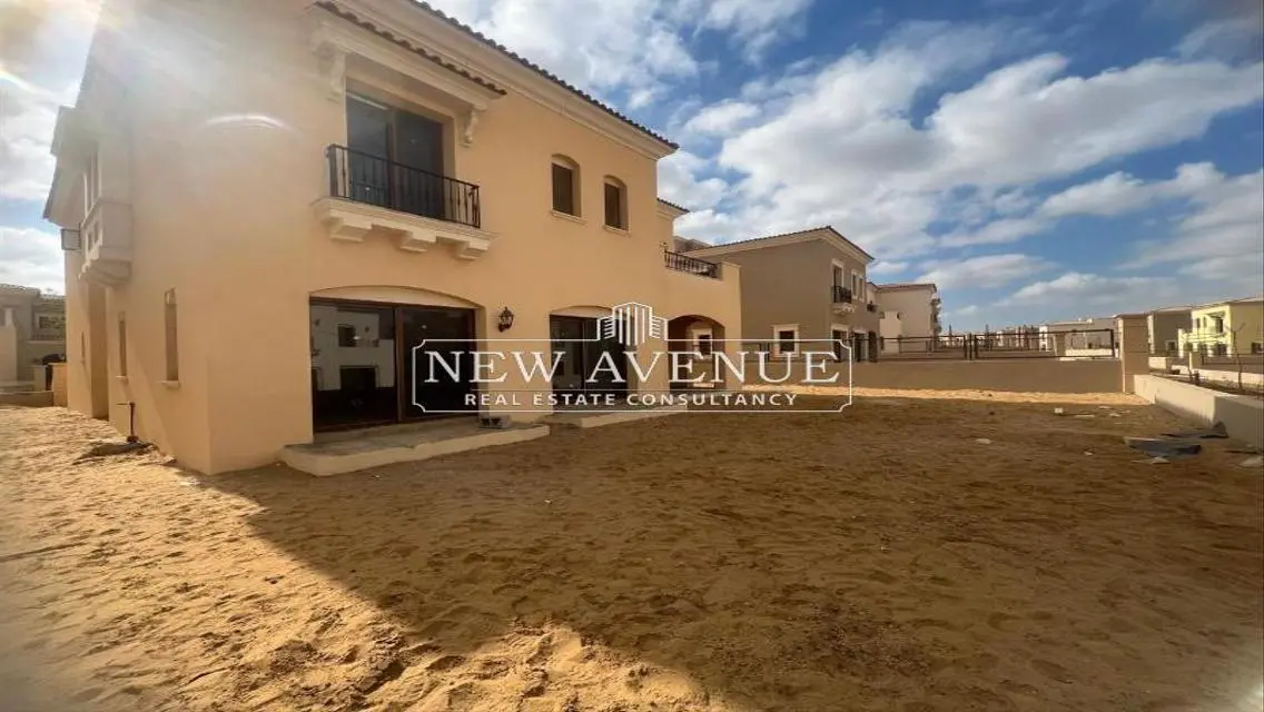 Luxury Apartment with Stunning Views and Private Garden