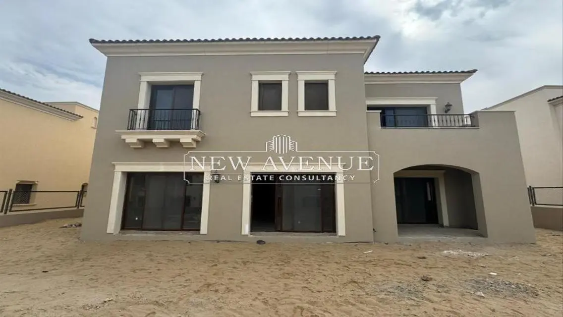 Luxury Apartment with Stunning Views and Private Garden