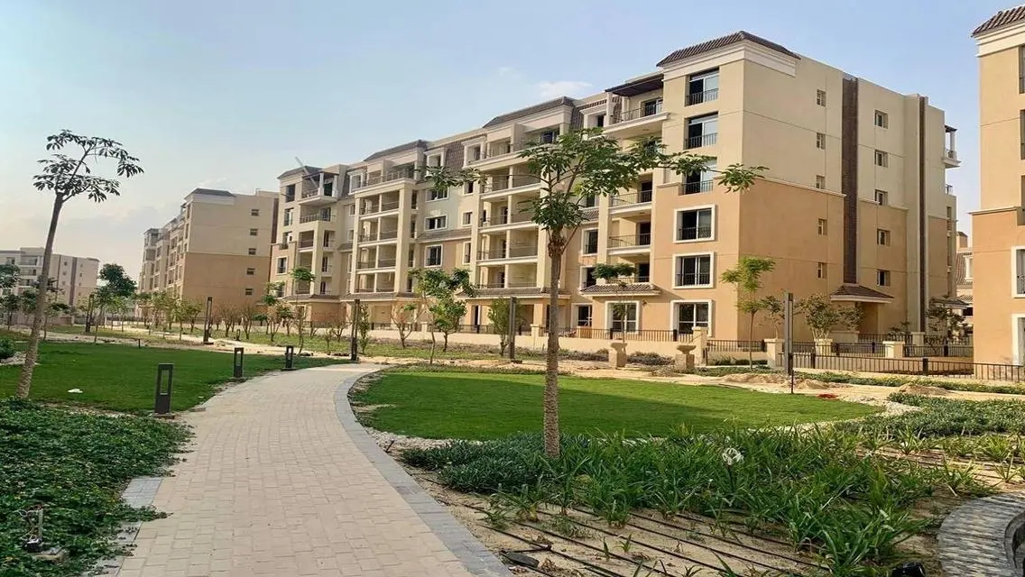 Luxury Apartment with Balcony and Private Garden for Sale in West LVLS