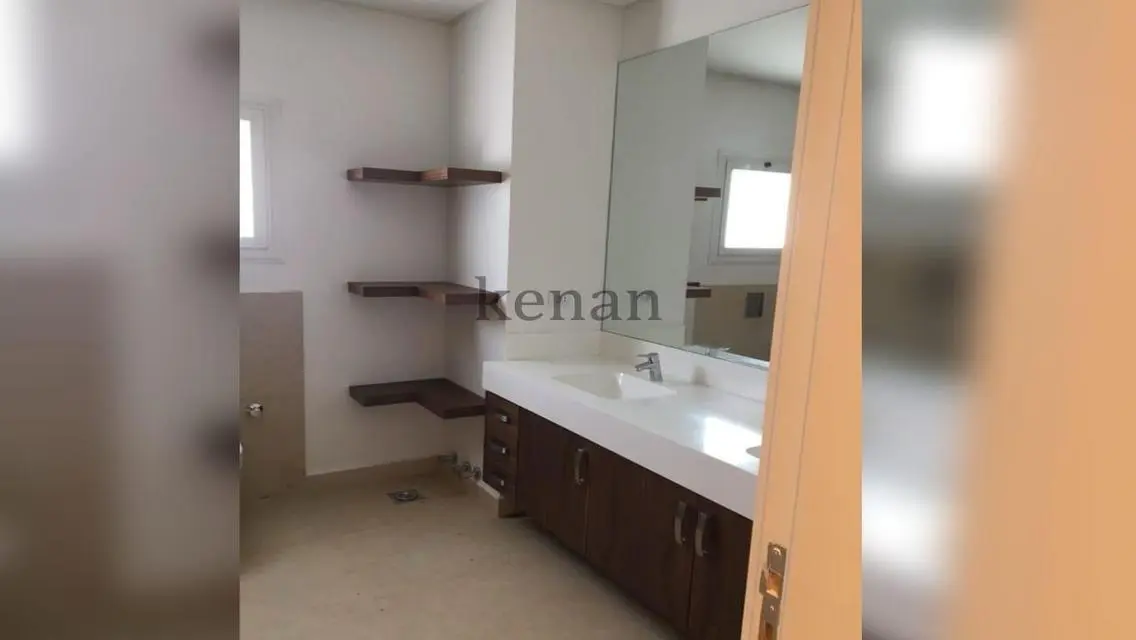 Luxurious Apartment with Private Garden and Shared Pool