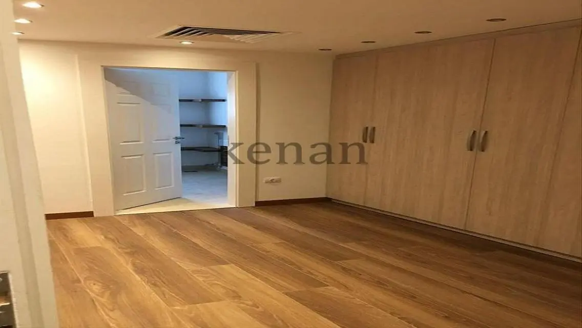 Luxurious Apartment with Private Garden and Shared Pool