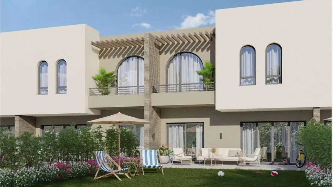 Luxury Home with Private Garden and Pool