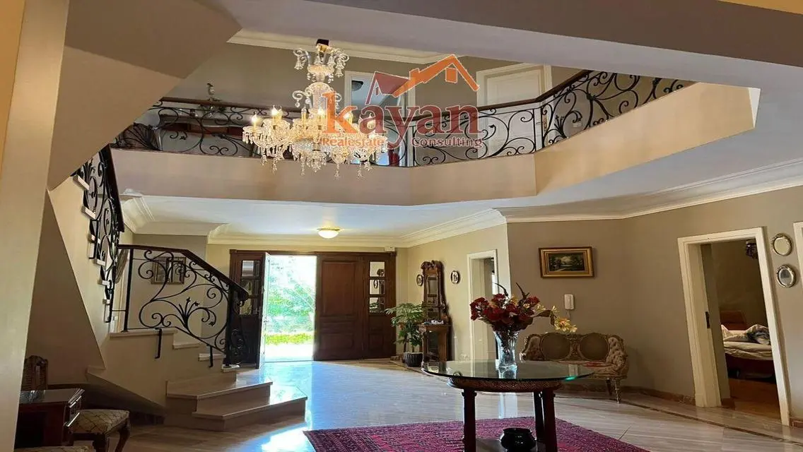 Luxury Villa with Private Garden and Pool