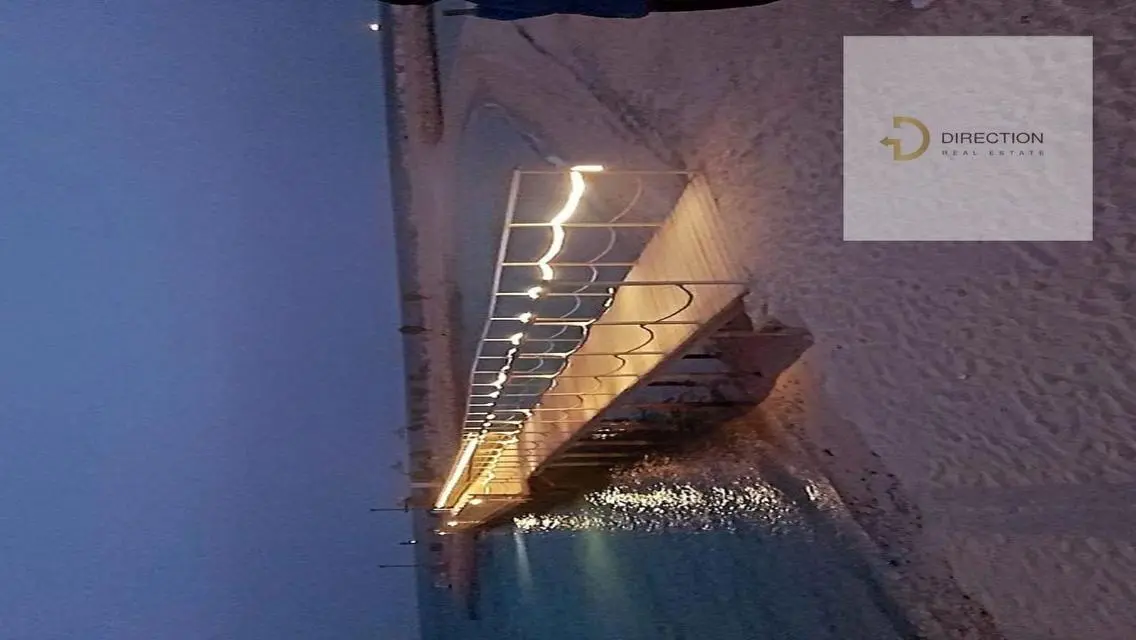 شقة فاخرة مطلة على البحيرات بمساحة واسعة