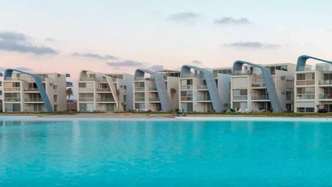 Luxury Villa for Sale in Area N