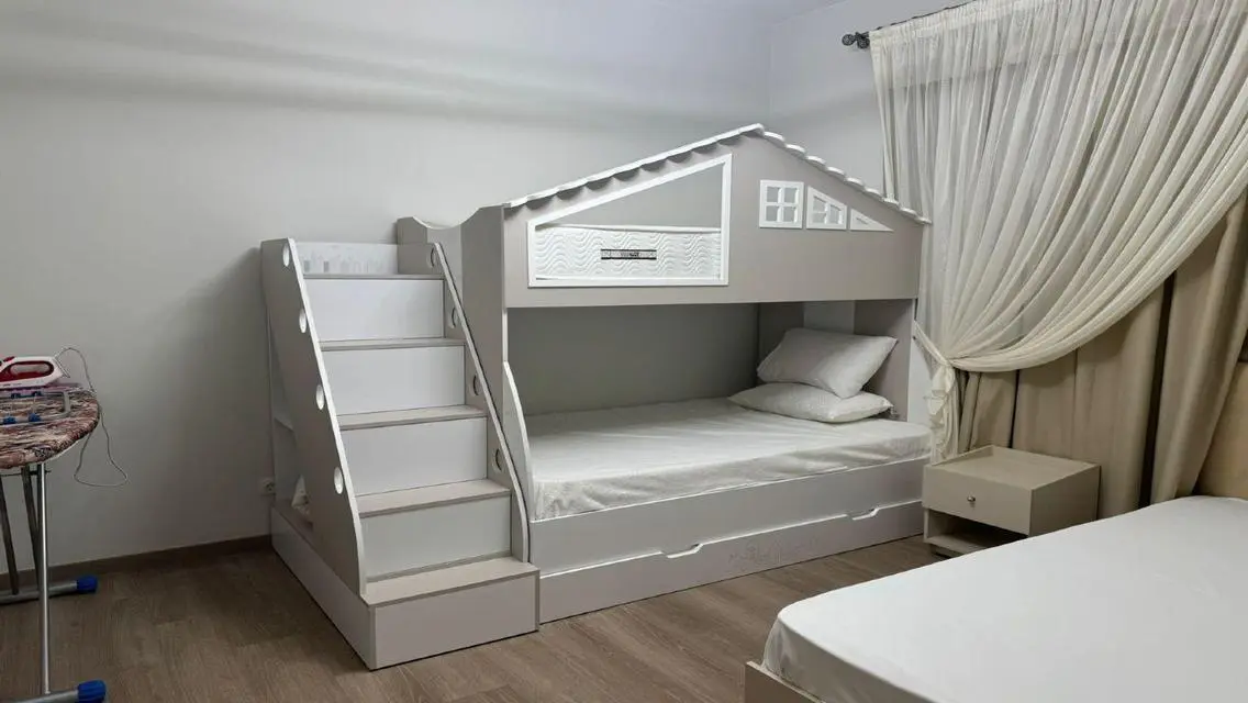 Luxury Apartment with Private Garden and Pool