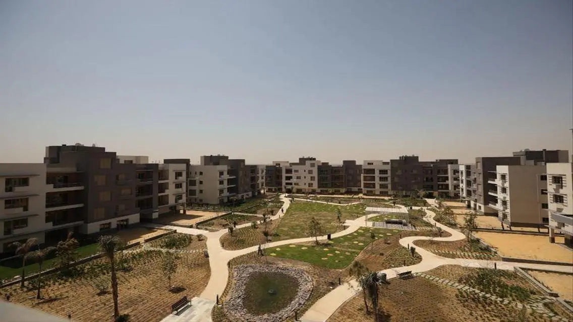 شقة فاخرة للبيع بمساحة فسيحة