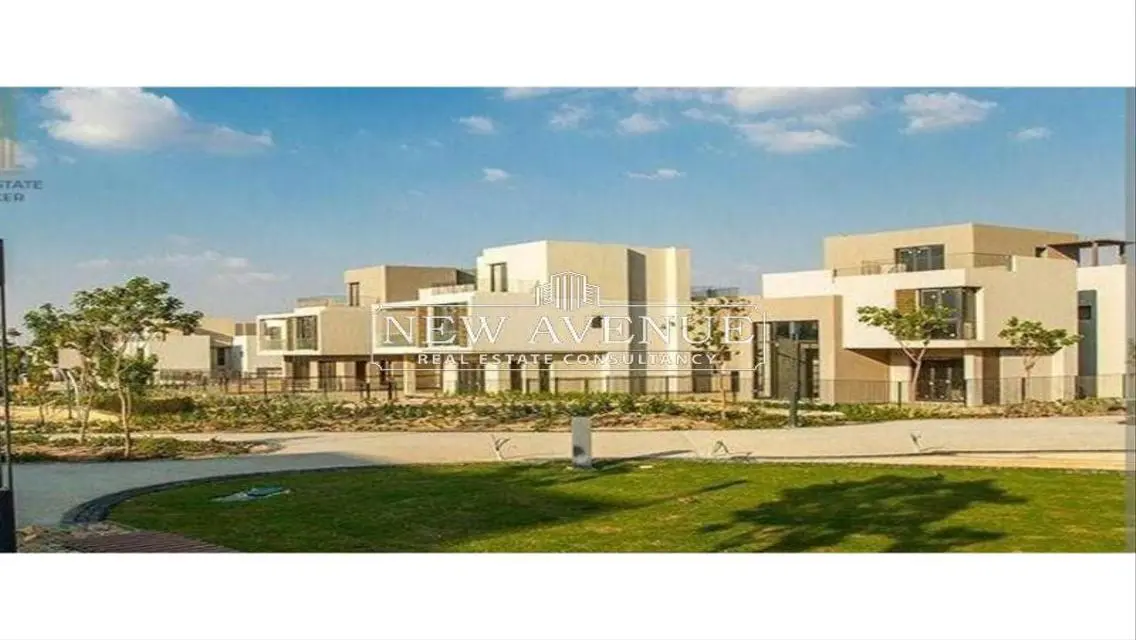 فيلا فاخرة مع حديقة خاصة في أفضل المواقع