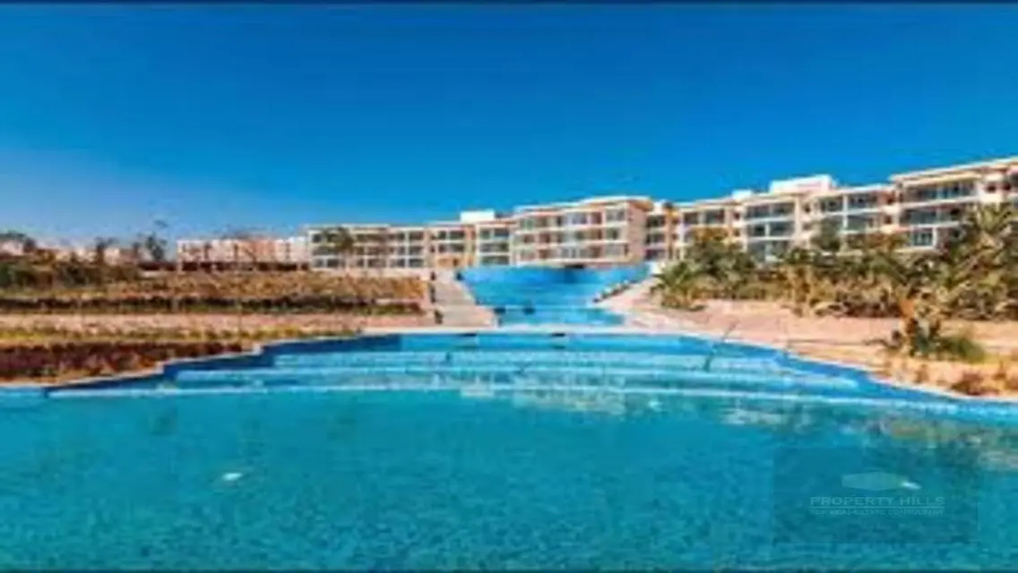 Luxurious Apartment for Sale Overlooking Lakes
