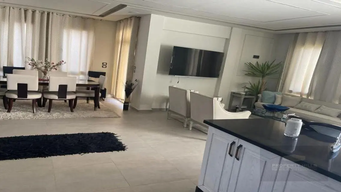 Luxurious Apartment for Sale Overlooking Lakes