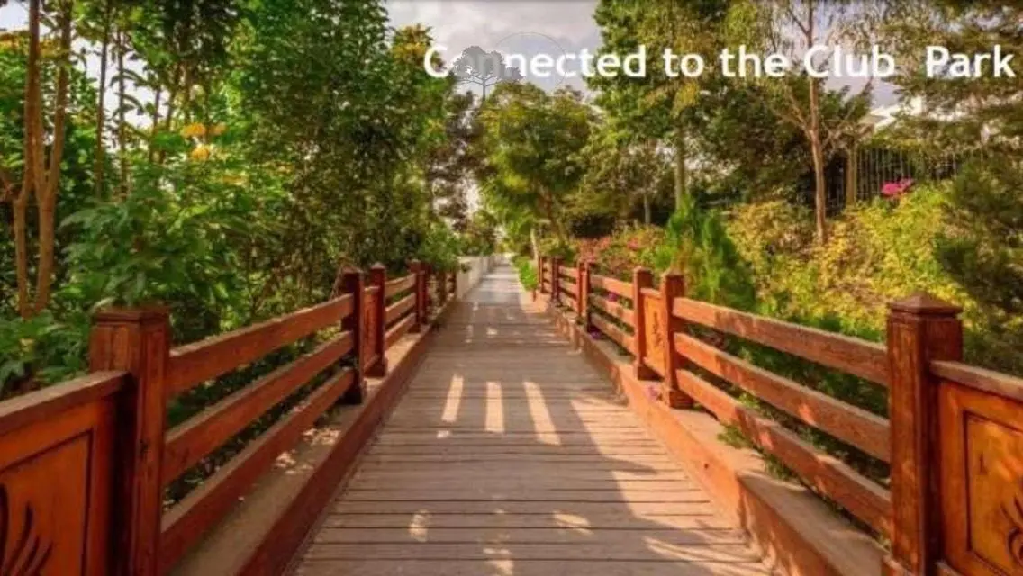 Luxurious Home for Sale with Backyard and Fantastic Amenities