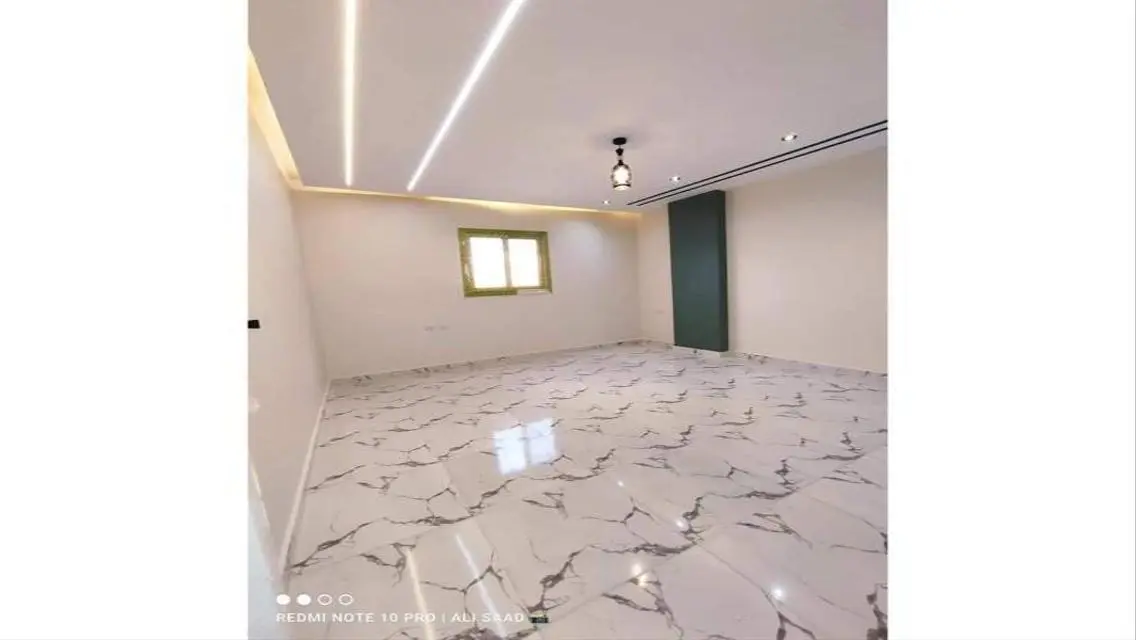 شقة فاخرة 240 متر مع شرفة مطلة على معلم رئيسي