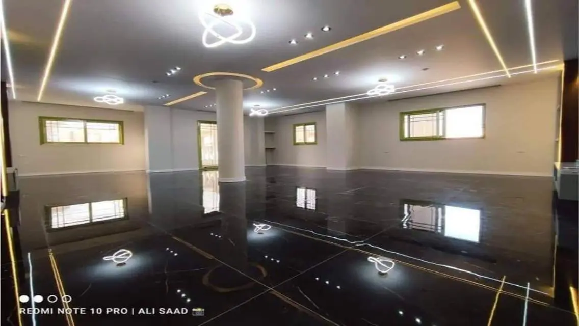 شقة فاخرة 240 متر مع شرفة مطلة على معلم رئيسي