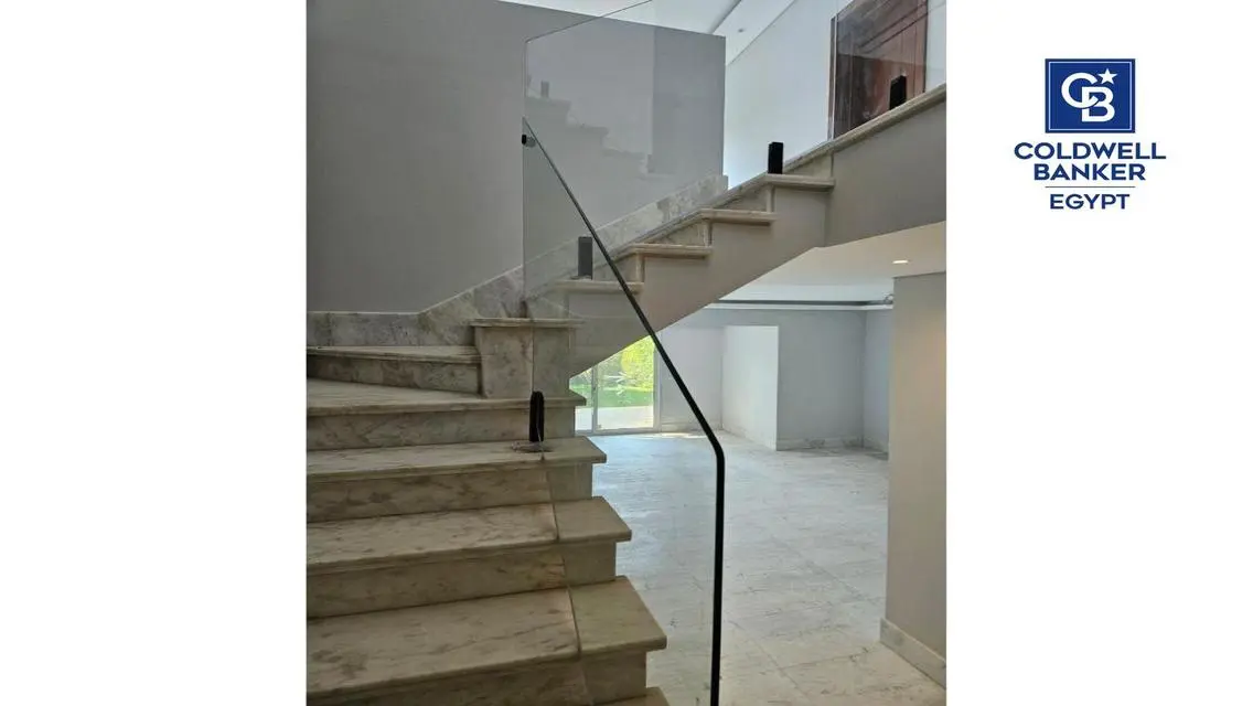 Luxury Villa for Sale with Private Garden and Stunning Views