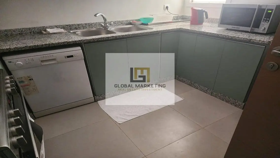 Elegant 4 Bedroom Apartment in a Peaceful Area