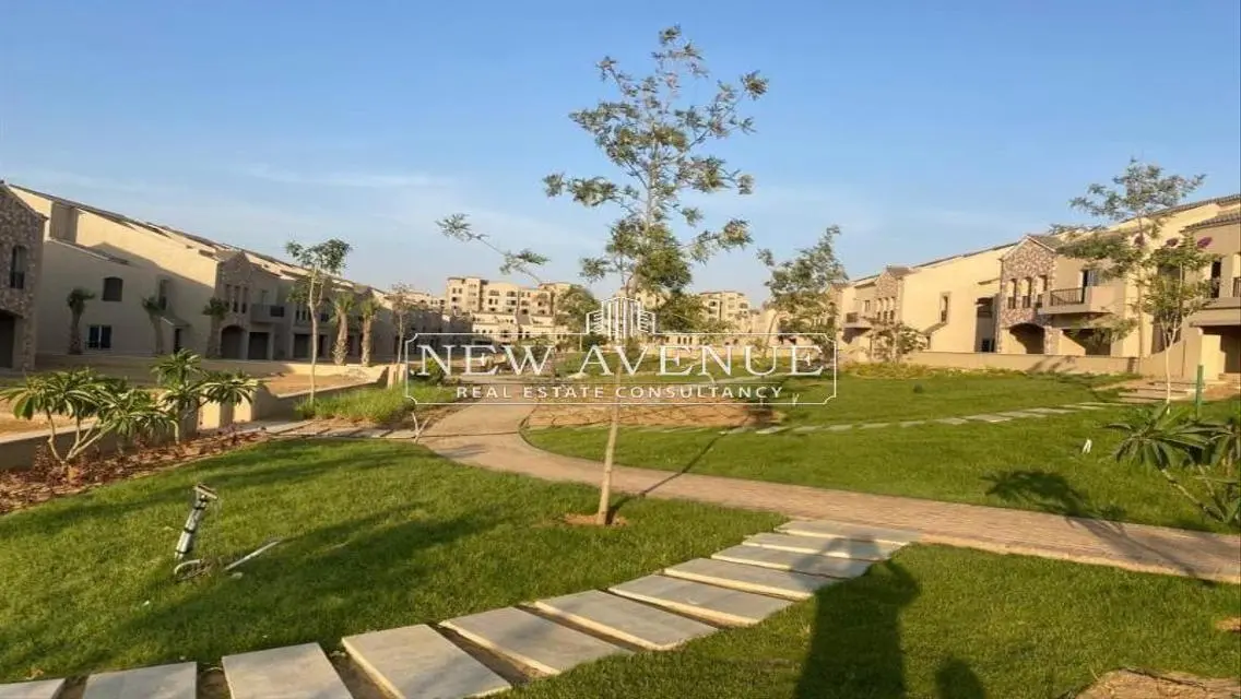 شقة فاخرة للبيع بمساحة 260 متر