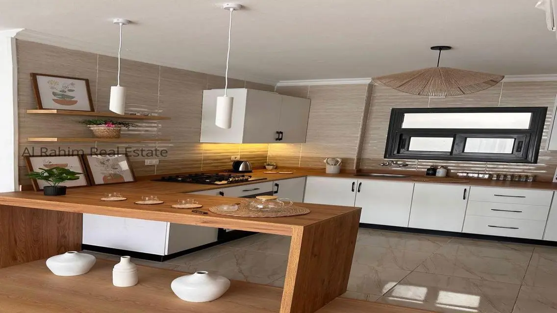Luxury Apartment with Comfortable Space at Competitive Price