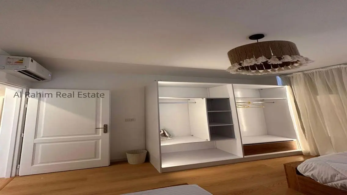 Luxury Apartment with Comfortable Space at Competitive Price