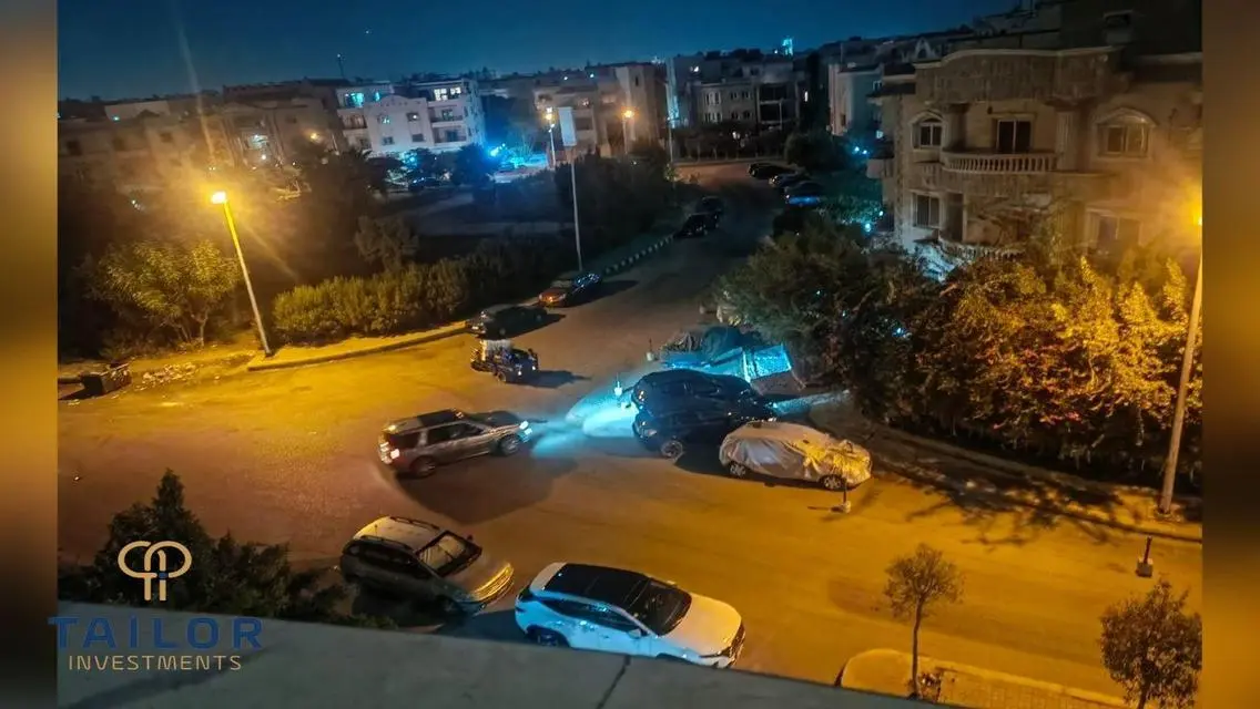 شقة فاخرة للبيع في موقع متميز