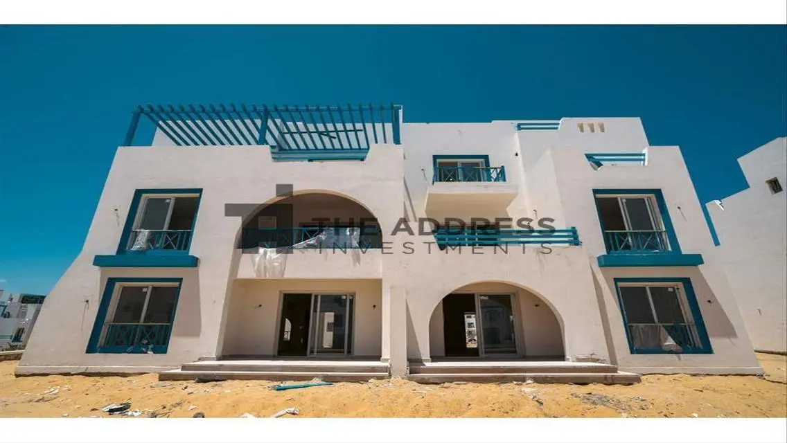 Luxurious Villa with Stunning Lake View Available