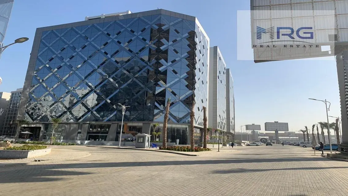 Luxury Apartment in Kattameya 78