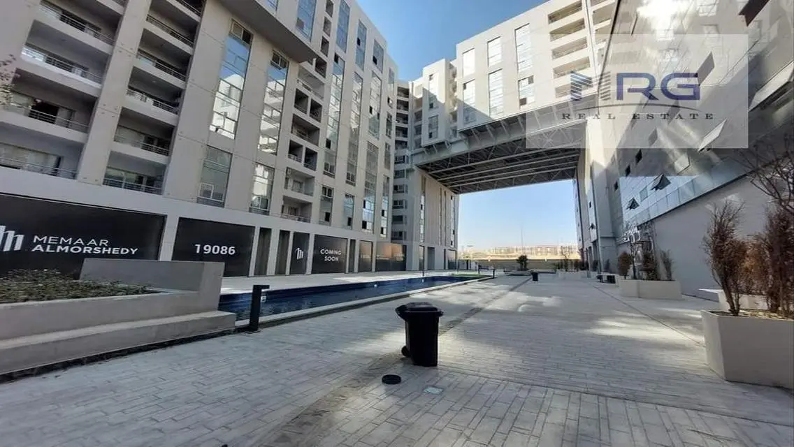 شقة فاخرة للبيع في MRG 2007