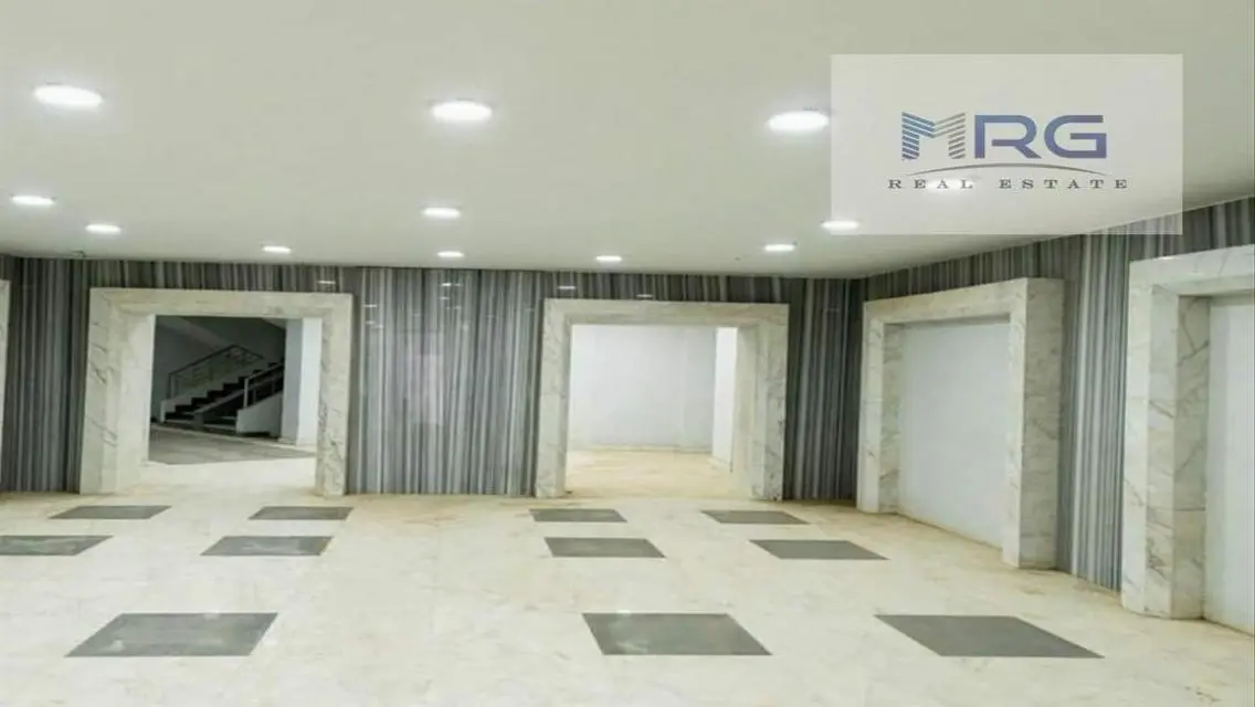 شقة فاخرة للبيع في MRG 2007
