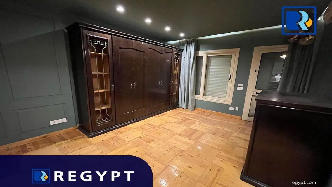 Luxury Apartment of 260 sqm in a Prime Location