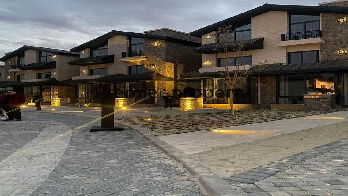 Luxury Villa in The Wonder MarQ Compound